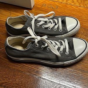 Converse All Star low tops women’s 7 gray👟♥
